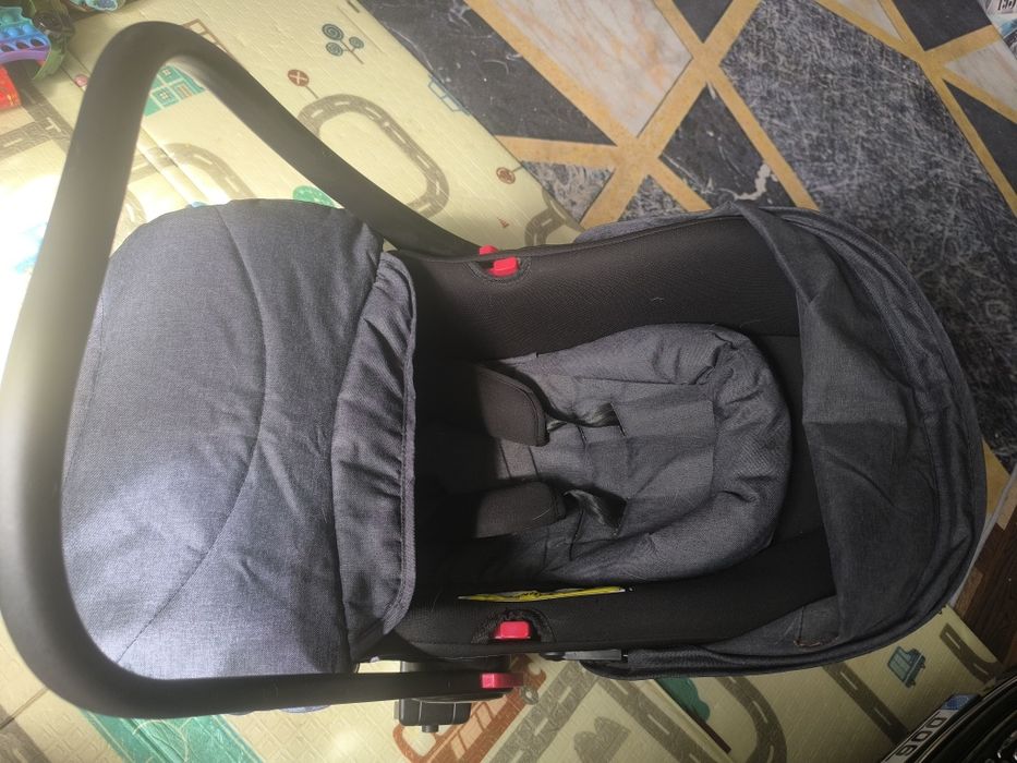 Продам автолюльку