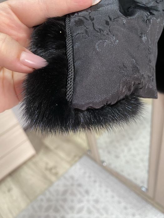 Продам норковую шубу