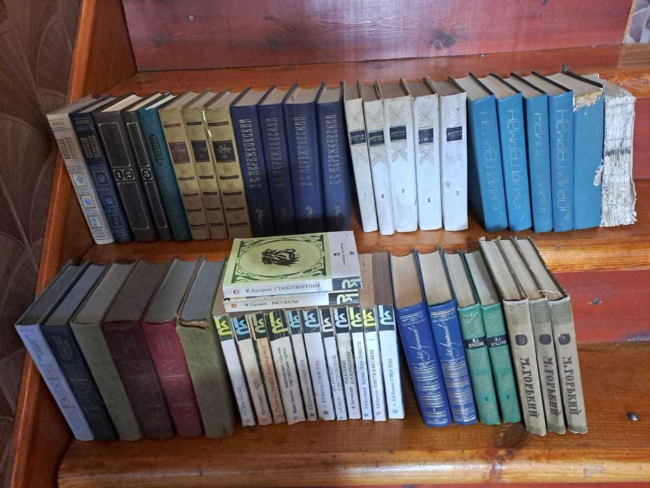 Детские игрушки и литература