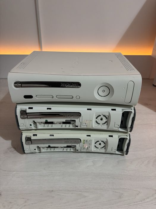 3 bucati XBox 360