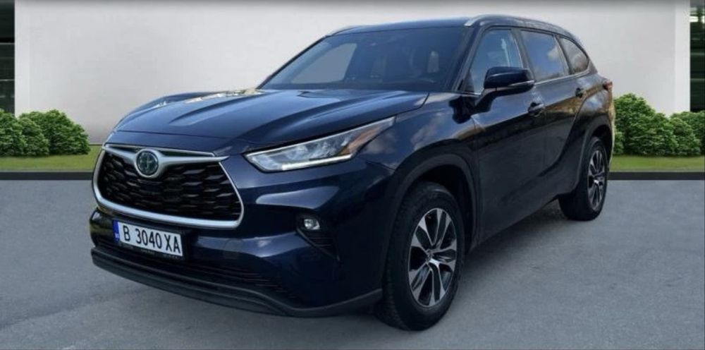 Toyota Highlander HIBRID 6+1 места