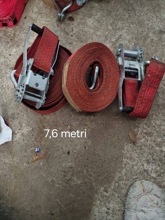 Vând chingi cu tot cu clichet fiecare