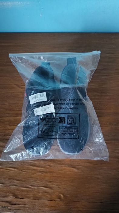 Vând ghete impermeabile și îmblănite