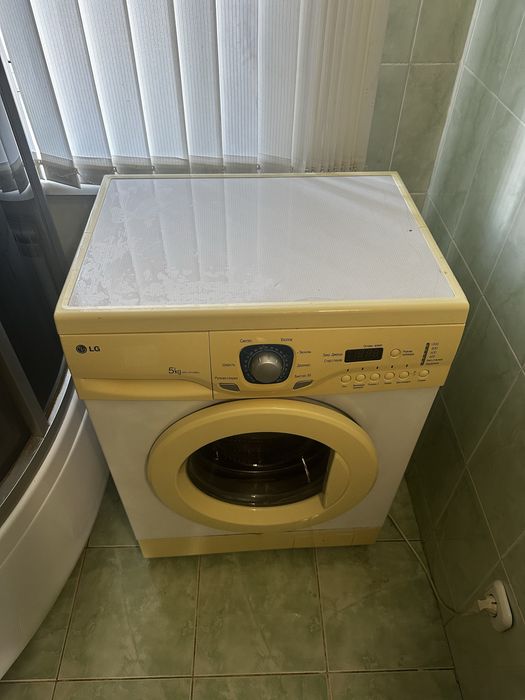 Продам стиральную машину