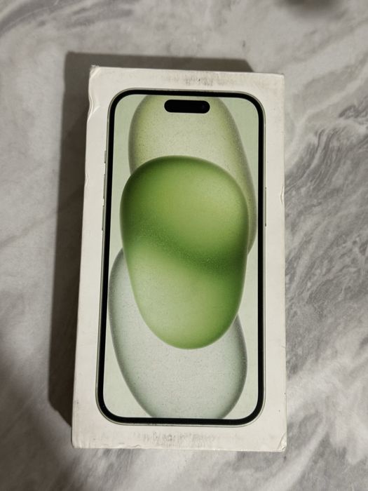 Продам iPhone 15, 128 GB (зелёный)
