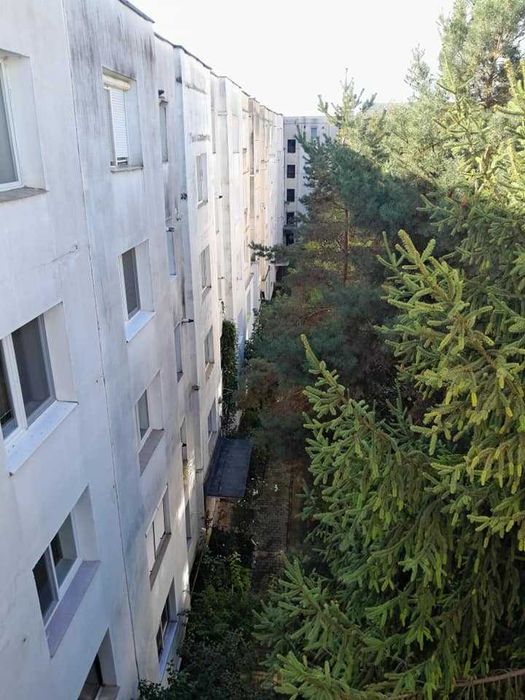 Apartament cu trei camere de vanzare in cart. Rodnei