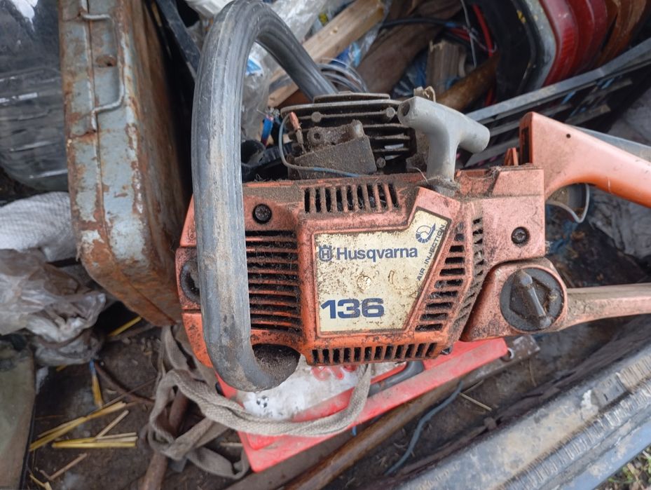 резачка Husqvarna 136