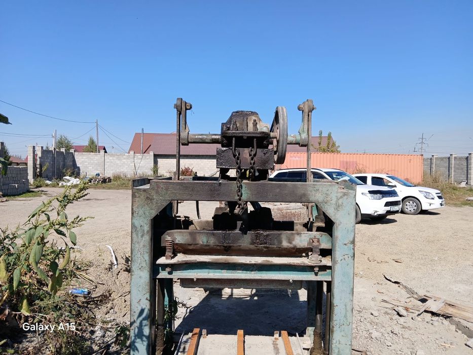 Пескаблочный станок