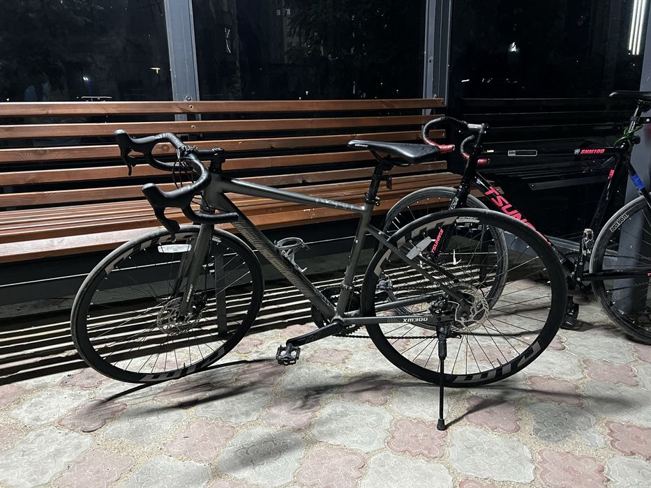 Шоссейный велосипед ерек в хорошем состоянии