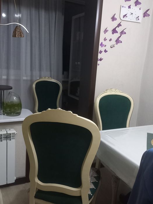 Стулья для гостиной