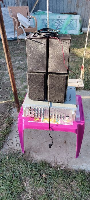 Vând amplificator cu boxe