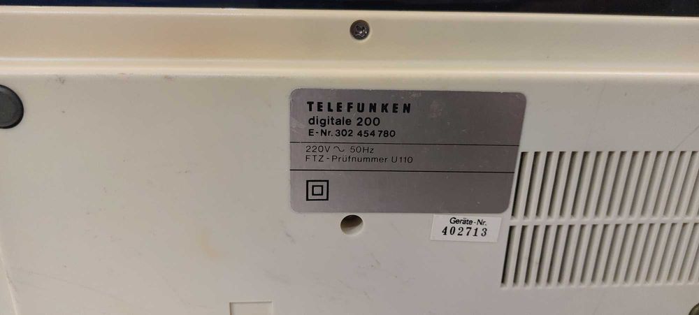 Радио часовник Telefunken