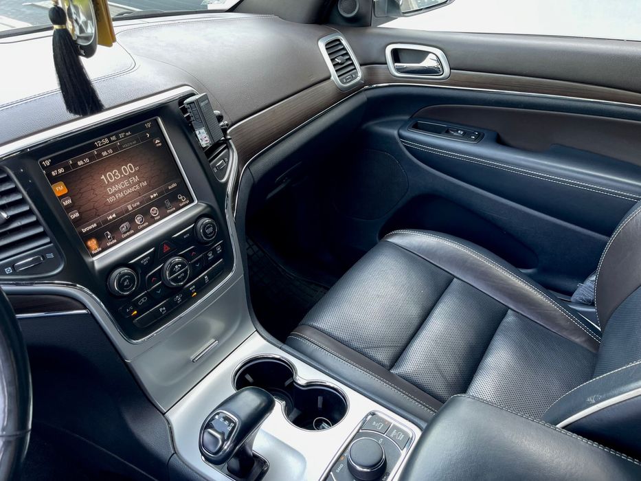 Jeep Grand Cherokee - Stare f buna - Tinut in garaj