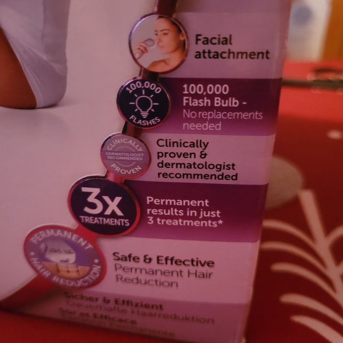 Epilator Remington i light pro IPL 6500 cu lumină intens pulsată