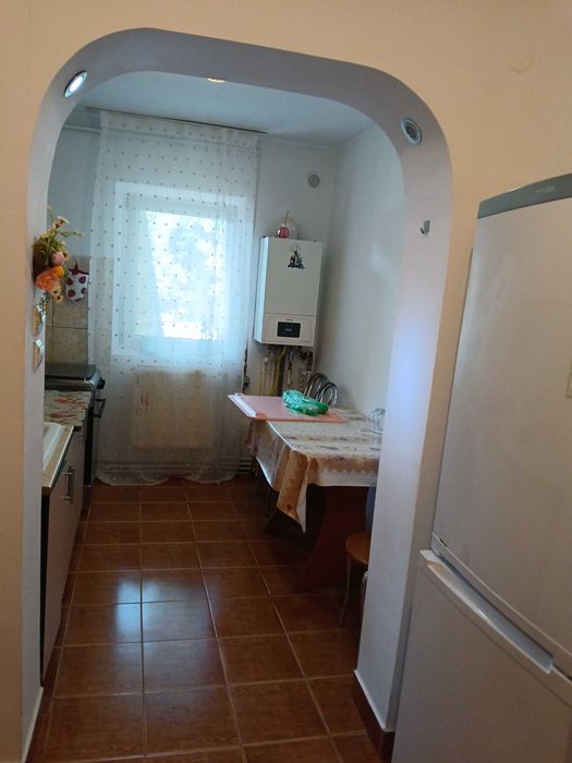 Inchiriez apartament 2 camere