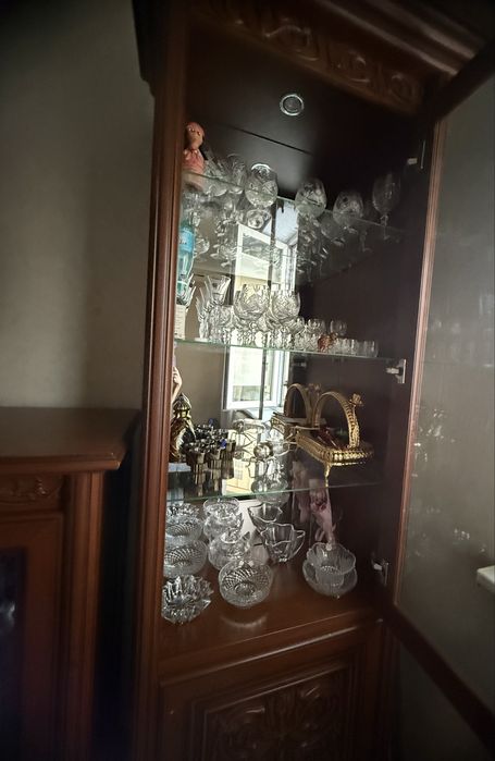 Сервант для зала