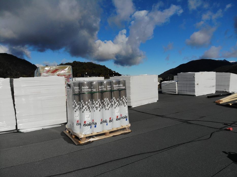 “Ремонт на покриви / Кровельни работи