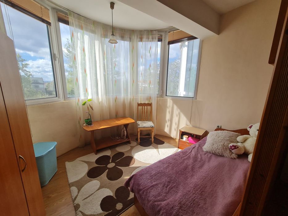 Дава се под наем Тристаен апартамент в Варна, Цветен квартал - 55 кв.м за 408 € - Снимка #9