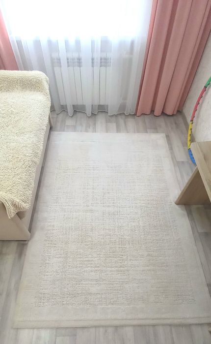 Продам ковёр 1.6×2.3 м