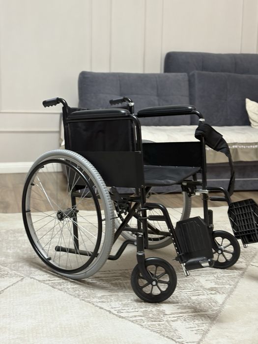 Продается инвалидная коляск