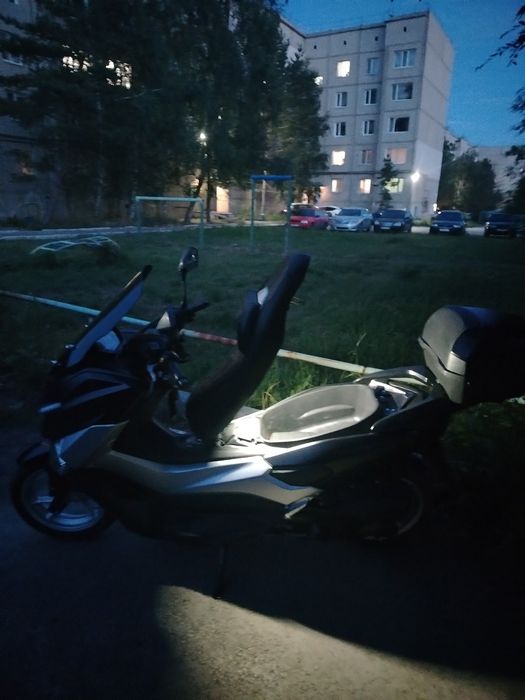 Скутер 500000 тенге