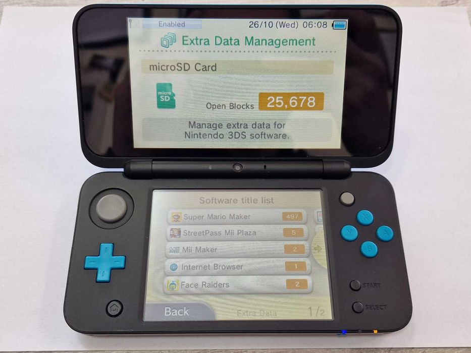 New Nintendo 2DS XL - Black and Turquoise (Nintendo 3DS)