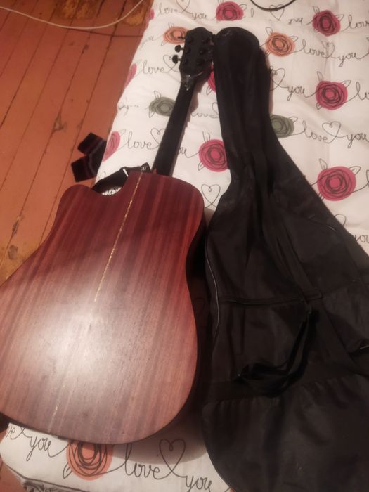 Гитара Мадина продам