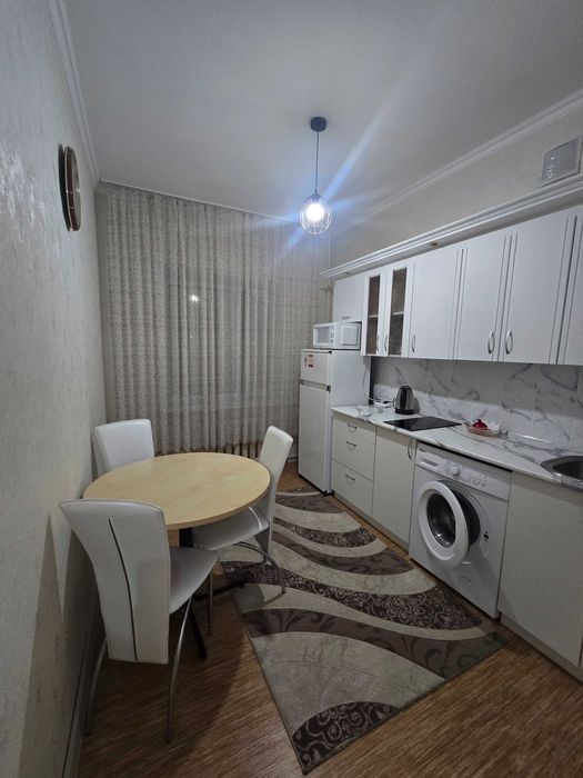 Сдам 1 центр  есть Kaspi Red.