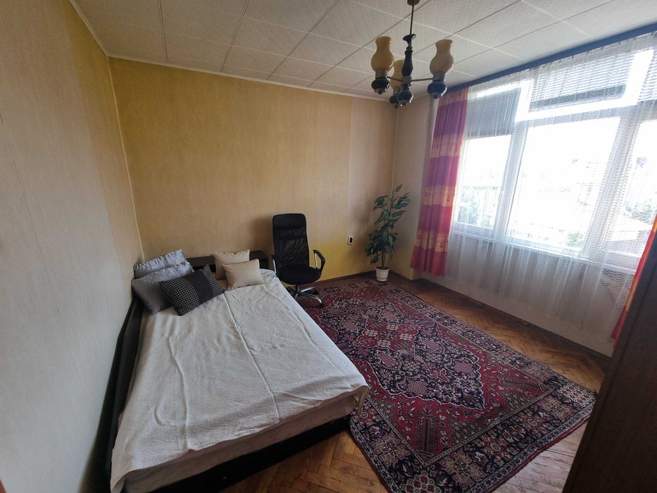 Тристаен апартамент за продажба на ул. „Илинден“, гр. Благоевград.