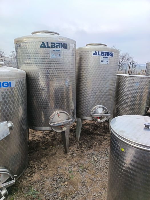 Butoi de inox pentru vin