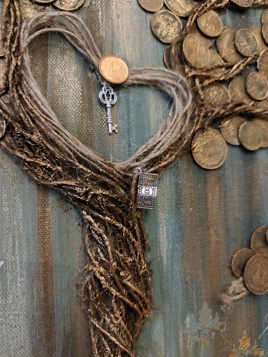 Картина дърво с БГ монети