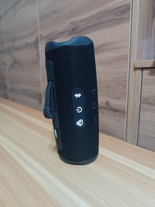 Блютуз колонка JBL flip7