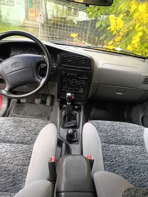 KIA Sportage 2001 — imagine 2