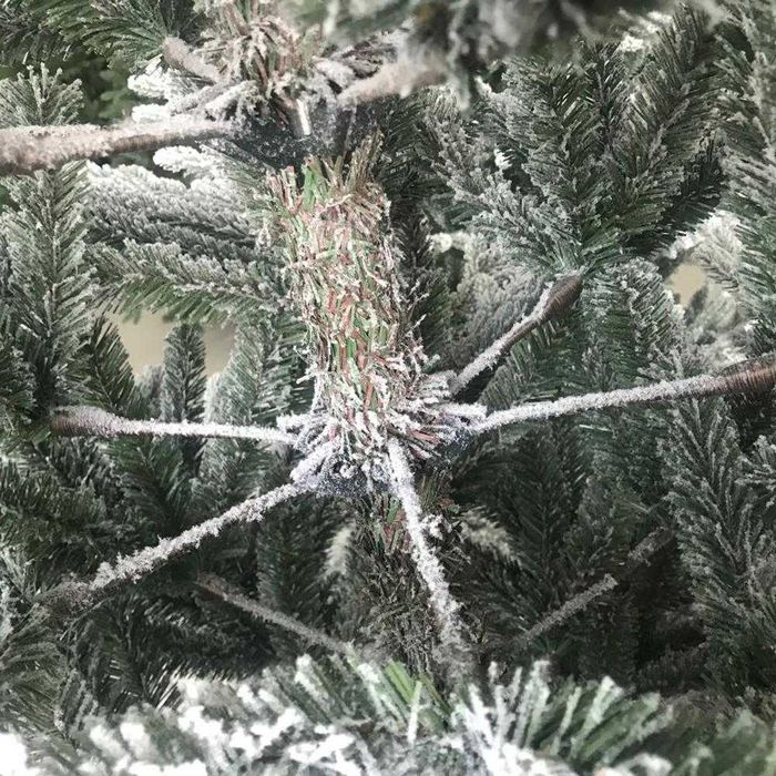 Реалистична Снежна Елха тип бор!