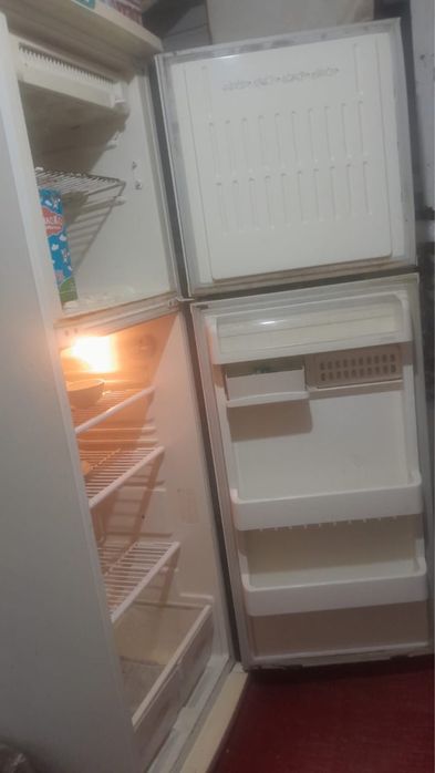 Холодилник болшая