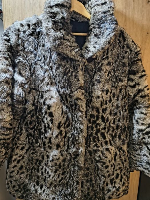 Дамско палто от естествен косъм