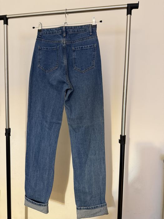 различни цветове дамски дънки