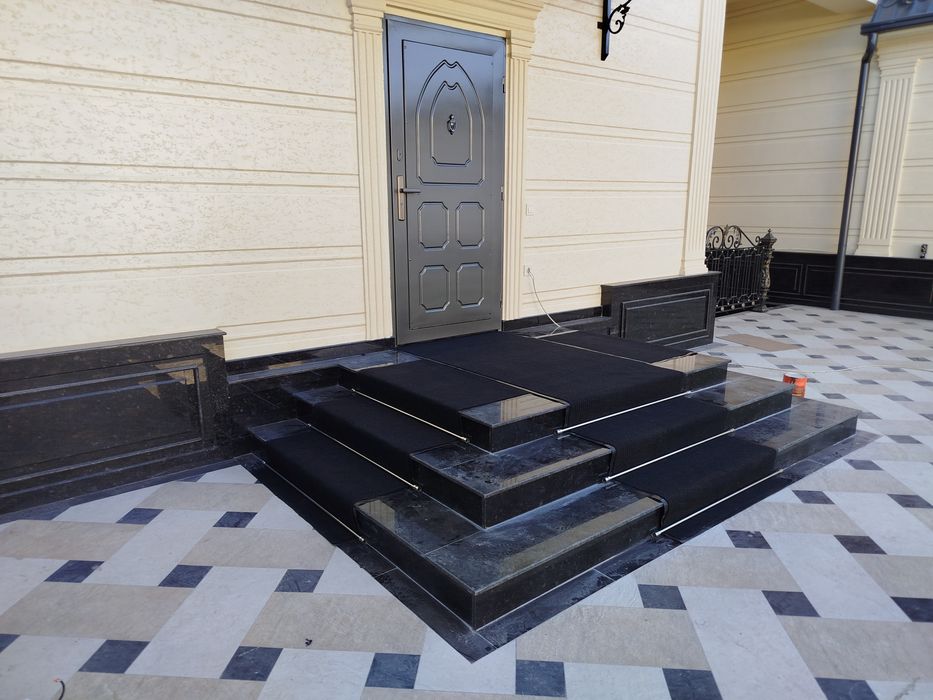 Дорошки коврики фасадные и внутреные