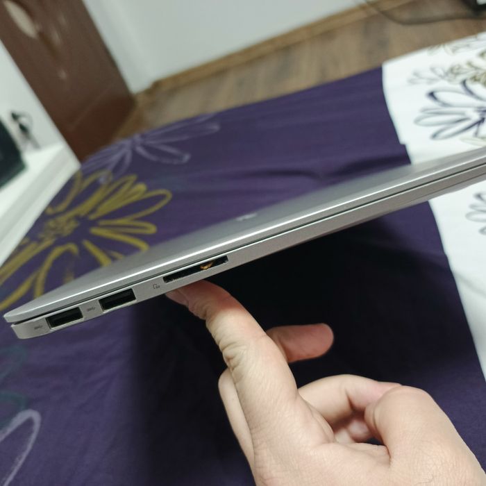 Ultrabook, Laptop Asus 305L 8Gb Ram Ssd256