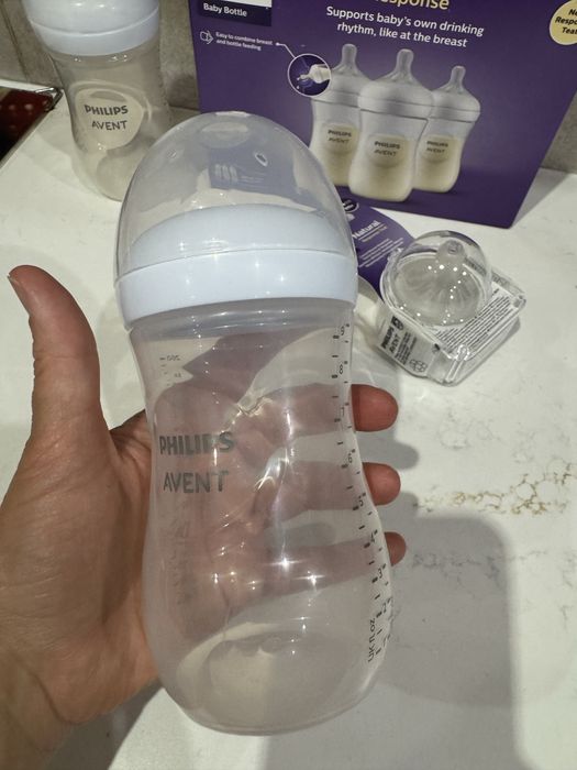 Бебешки шишета, бебешки биберони, бебеши термос Avent Tommee Tippee