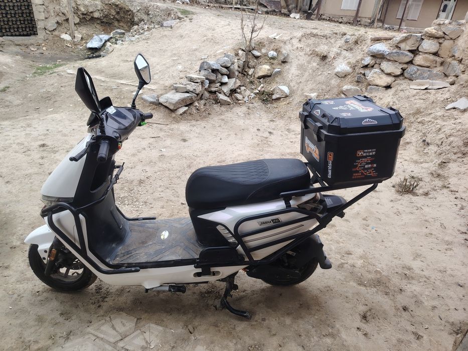 Wlektra skuter sotiladi