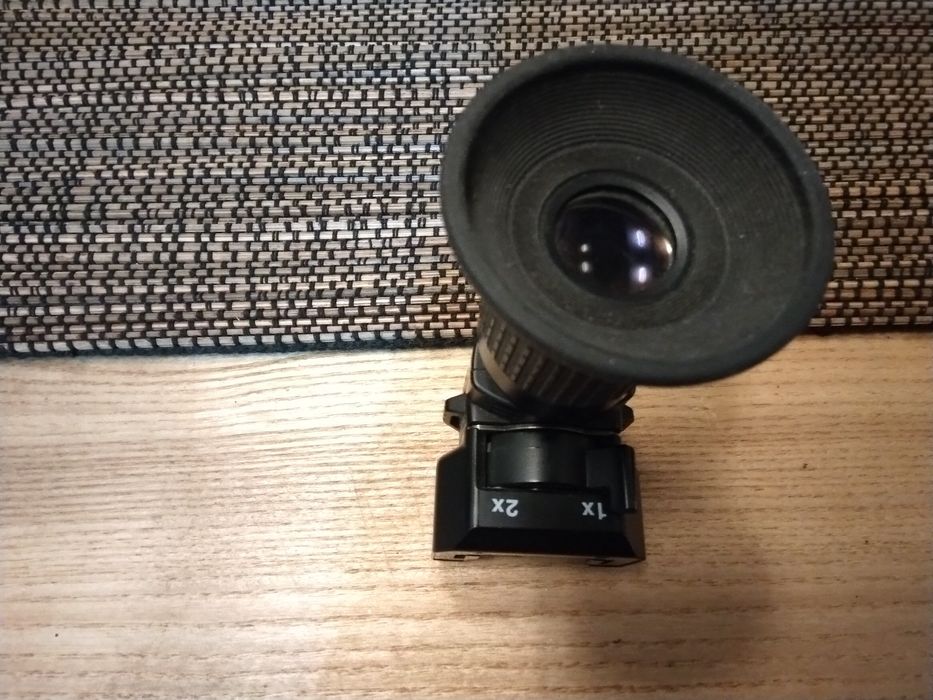 Nikon DR-6 RIGHT Angle Wiewing ATTACHMENT