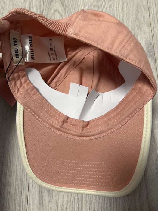 Sapca Miu Miu roz