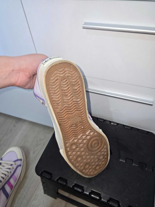 Лилави кецове Adidas