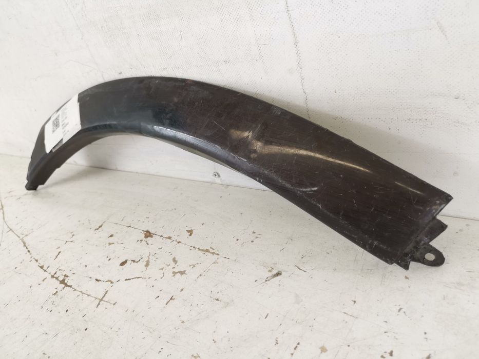 Порше Каен / Porsche Cayenne Оригинален заден десен крилен разширител