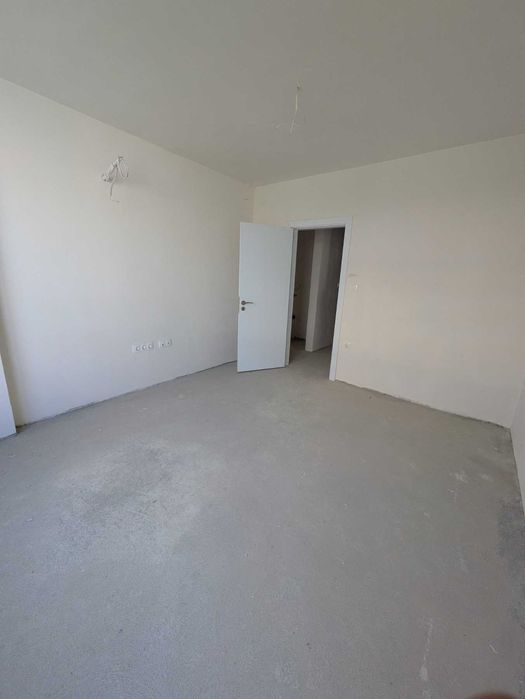 Продава се Тристаен апартамент в Бургас, Възраждане - 93 кв.м за 2366 €/кв.м - Снимка #8