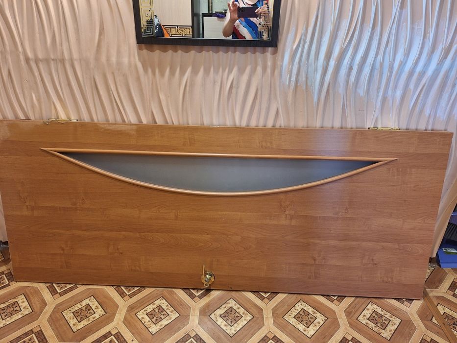 Отдам двери б/у бесплатно