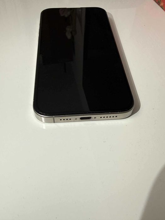 vand iphone 15 pro max