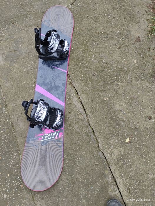 Vând placa snowboard