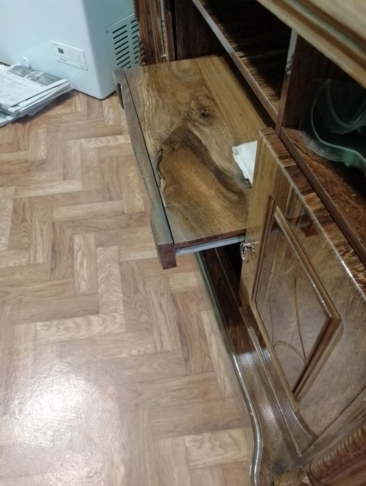 Тумба под телевизор